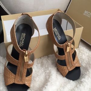 Michael Kors Berkley T strap heeled sandals